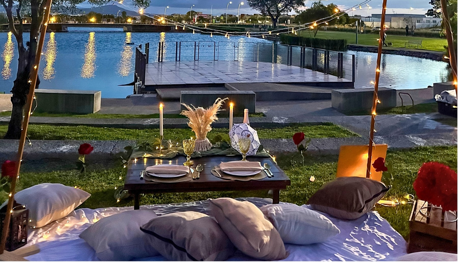 Romantic Picnic: picnic romántico con teepee iluminado para citas y aniversarios en Querétaro — AYV Proposals