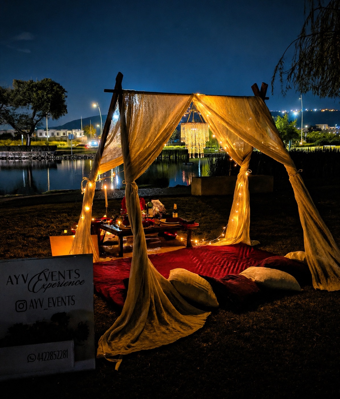 Deluxe Date: picnic romántico con teepee iluminado para fechas especiales en Querétaro — AYV Proposals