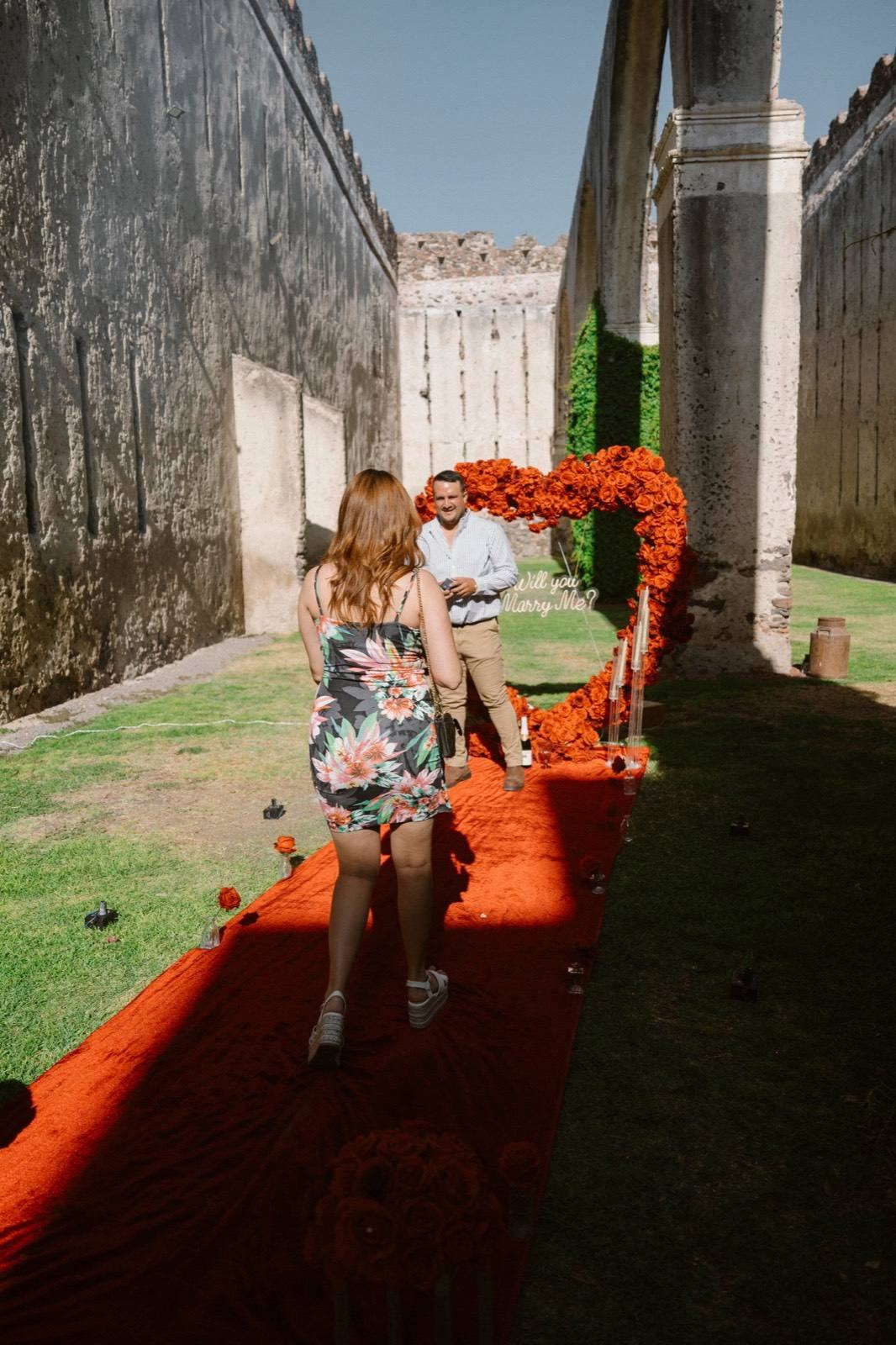 Pedida de matrimonio montada por AYV Proposals en Querétaro