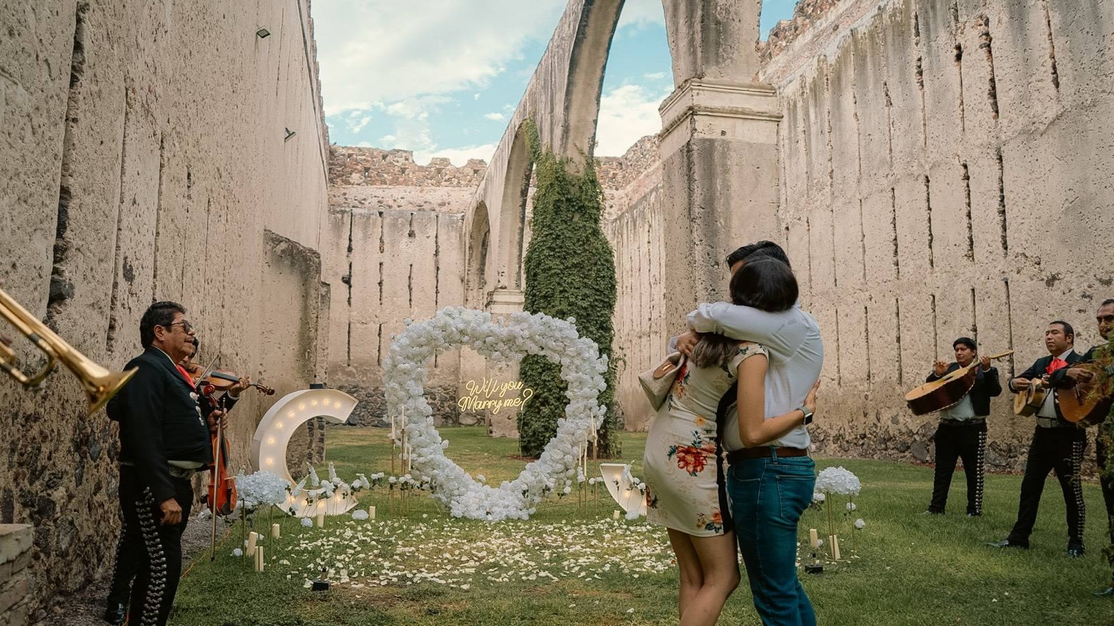 Pedida de matrimonio montada por AYV Proposals en Querétaro