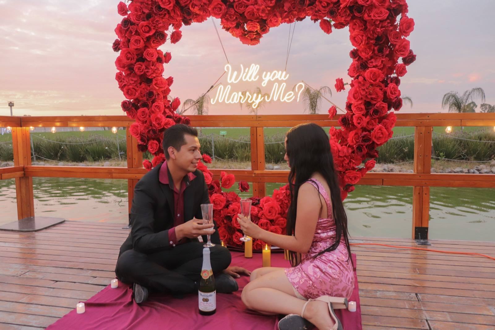 Pedida de matrimonio montada por AYV Proposals en Querétaro